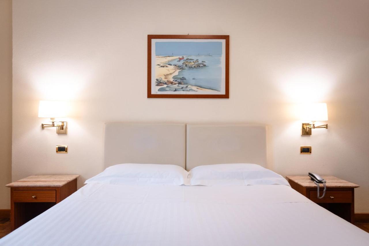 Hotel Airone - Ombrellone Incluso Al Bagno Dolce Vita A Marina Dal 1 Giugno Al 15 Settembre Гроссето Номер фото